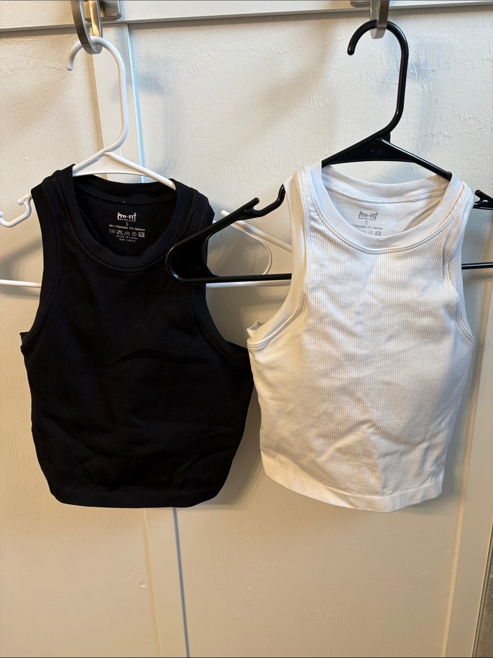 Classic Ribbed racer back, cropped Tank Top - Black & White (set of 2)